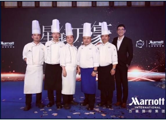 Teven Yan - EHL Passugg Alumni with his F&B Team of Marriot