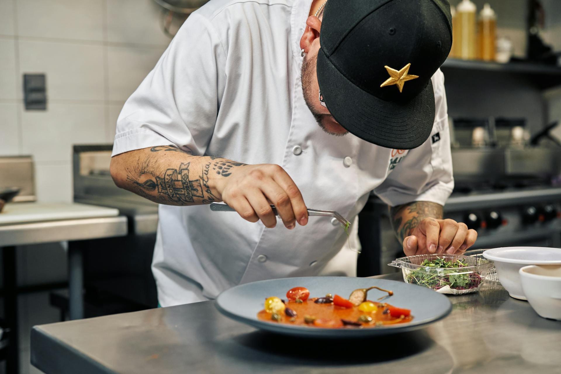 chef-doing-what-he-does